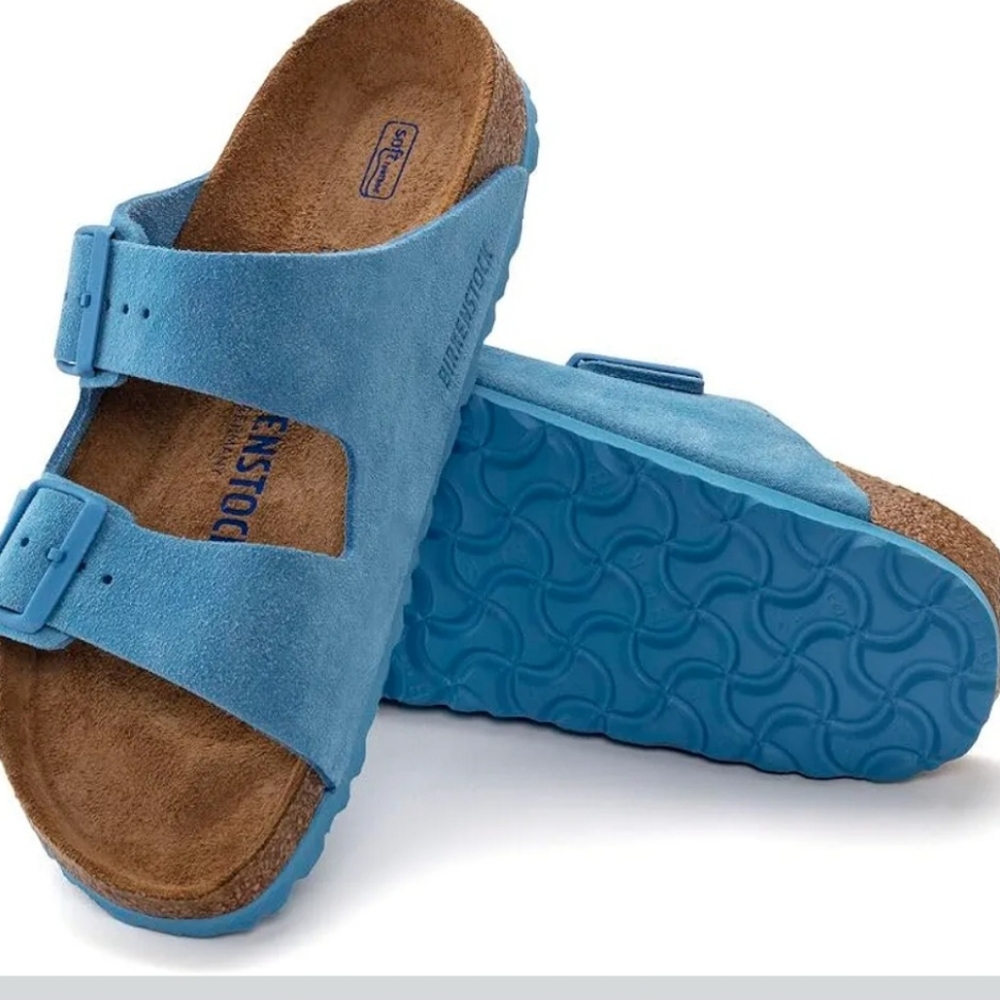 NWT Birkenstock Sky Blue Suede Sandals